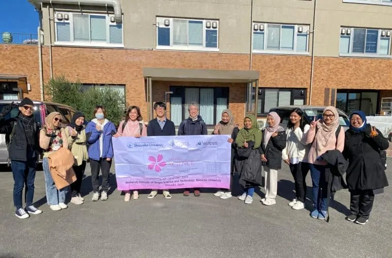 Foto pendukung: Partisipasi Dosen dan Mahasiswa Pasca Sarjana UGM dalam Sakura Science Program 2023 di Shizuoka University: Membuka Horison Ilmu dan Teknologi Pertanian