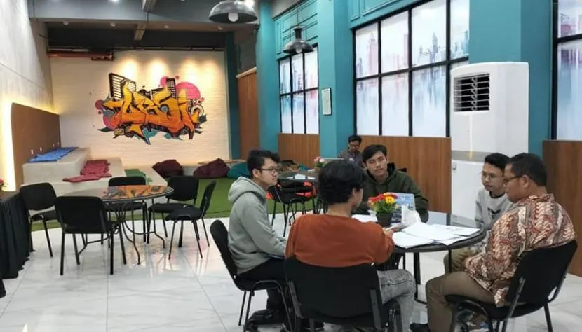 Featured image: Dosen Universitas BSI Fasilitasi Mahasiswa dengan Student Corner untuk Diskusi dan Bimbingan SkripsiDosen
