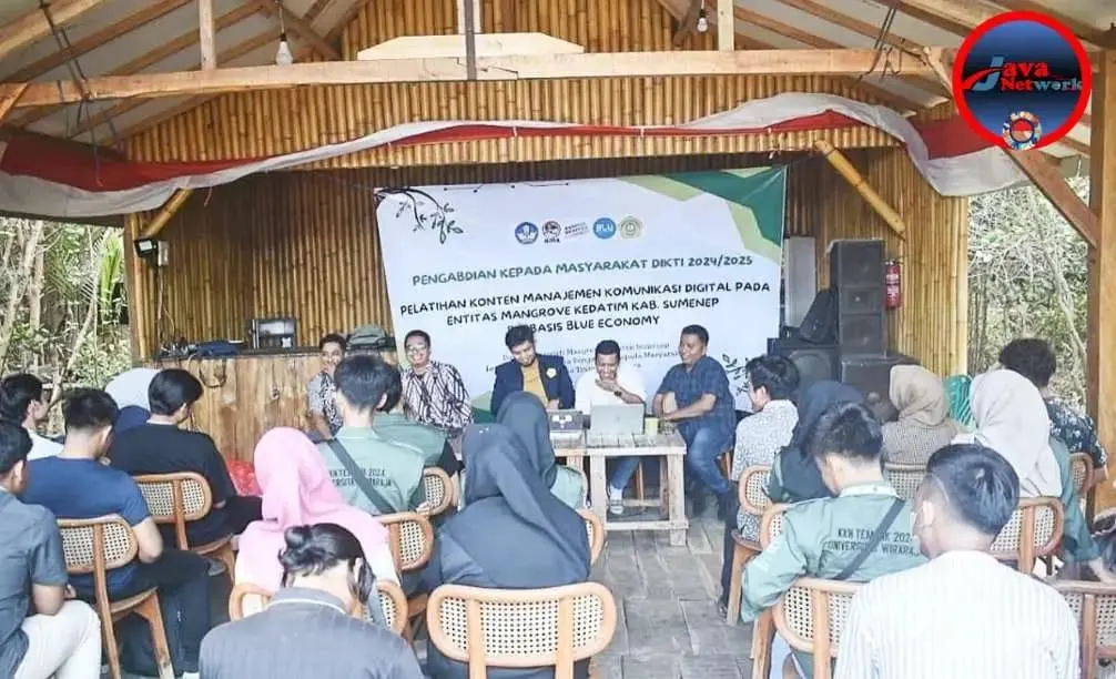 Foto pendukung: Dosen Universitas Trunojoyo Madura dan Universitas Wiraraja Gelar Pelatihan Fotografi Seni dan Videografi di Mangrove Kedatim