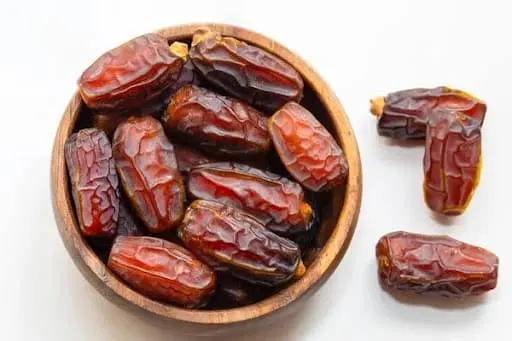 Featured image: Manfaat Kurma di Bulan Ramadan, Dosen UNAIR Ungkap Khasiatnya bagi Kesehatan