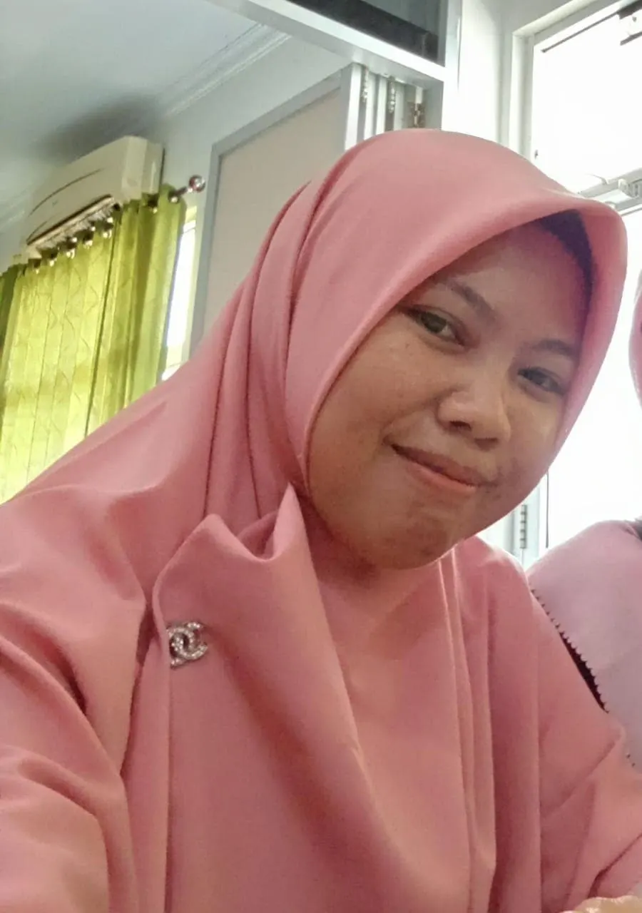 Foto pendukung: Dosen Akademi Kebidanan Tahira Al-Baeti Bulukumba Terima Penghargaan Prestasi Provinsi