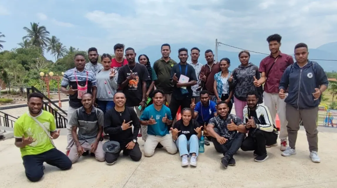 Foto pendukung: Mahasiswa Asal Pegunungan Bintang di Salatiga Mengasah Ketrampilan Public Speaking
