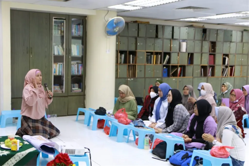 Foto pendukung: Dosen UMY Adakan Pelatihan Berwirausaha di Hongkong untuk Para PMI: Meningkatkan Keberdayaan dan Persiapan Masa Purna Tugas”