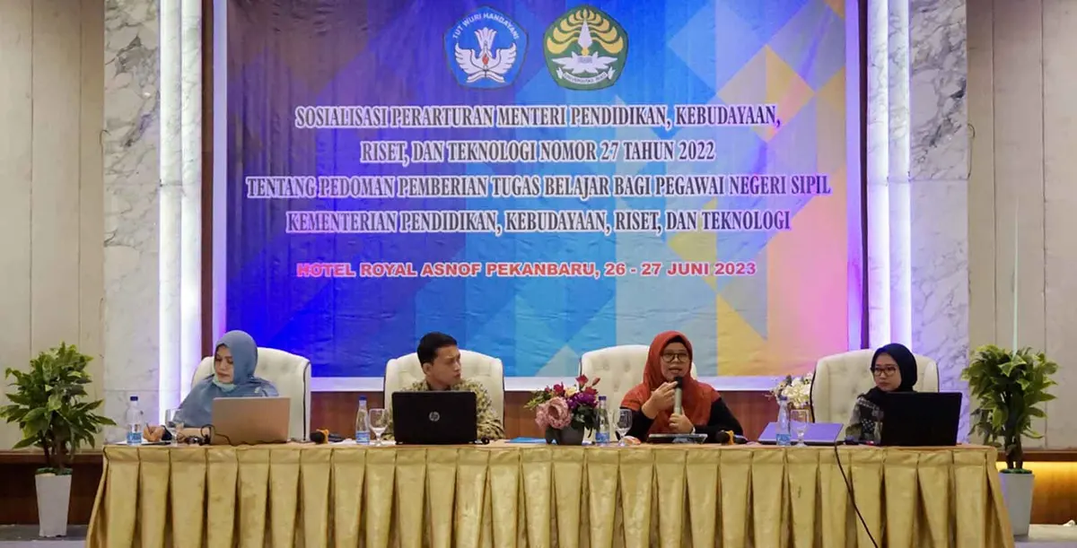 Foto pendukung: “Universitas Riau Sosialisasikan Aturan Dosen Baru Pemberian Tugas Belajar PNS: Peningkatan Kompetensi dan Karier Pegawai”