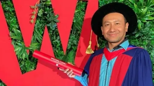 Featured image: Dosen Unusia Mohammad Hasan Basri Raih Gelar Doktor dengan Kajian Green Pesantren di Western Sydney University