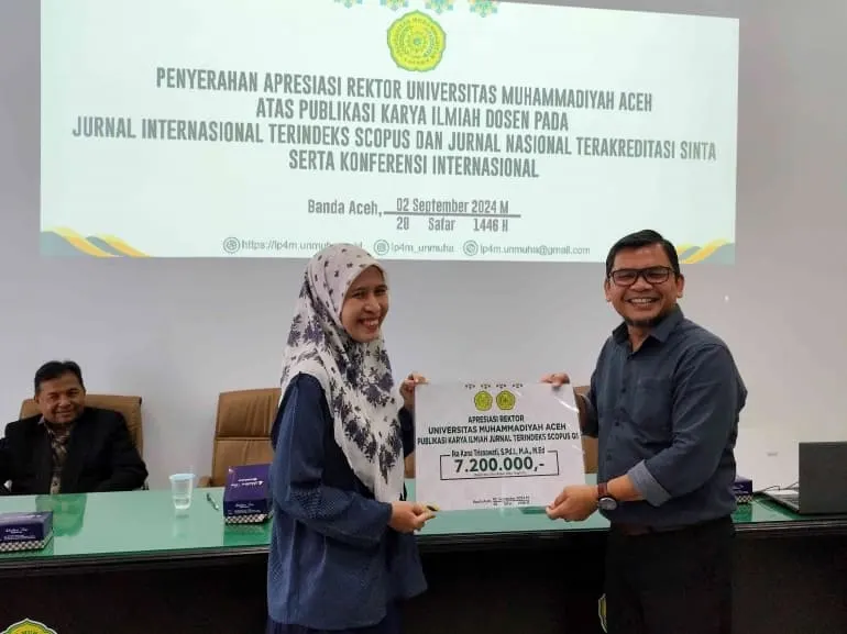 Foto pendukung: Rektor Unmuha Apresiasi Dosen atas Publikasi di Jurnal Internasional dan Nasional Terakreditasi