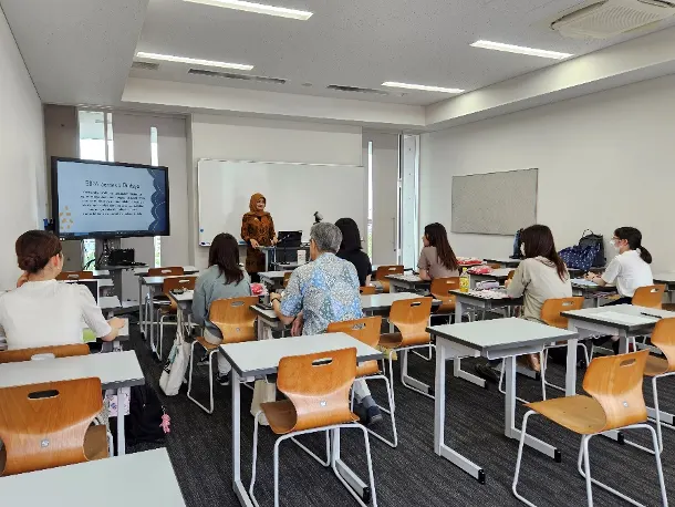 Foto pendukung: Penelitian Kolaboratif UPI dan Dosen Nanzan University Menghasilkan Buku Pengayaan BIPA tentang Cerita Rakyat Indonesia-Jepang