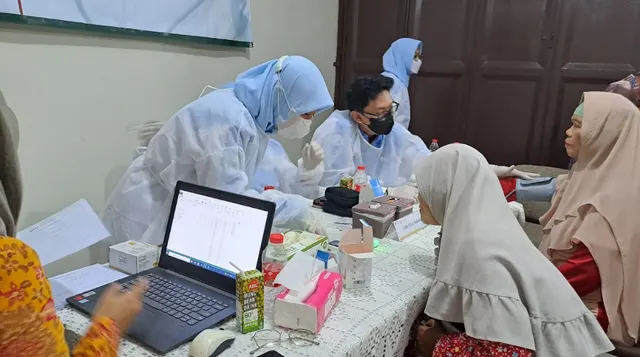 Foto pendukung: “Dosen Kedokteran Gigi UMY Mengadakan Pelatihan Pencegahan Penyakit Tidak Menular bagi Posyandu Lansia Wreda Mandiri”