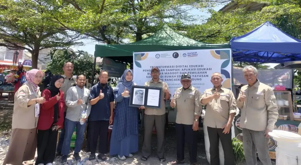 Foto pendukung: UM Bandung dan Yayasan Tigabe Luncurkan Aplikasi Mang Somad untuk Edukasi Pengelolaan Sampah di Kabupaten Bandung