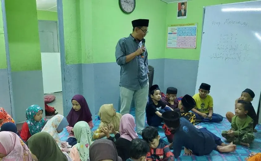 Foto pendukung: Dosen UAD Berkolaborasi dengan Sekolah Indonesia Kuala Lumpur untuk Menggelar Pengabdian kepada Masyarakat Internasional di Malaysia