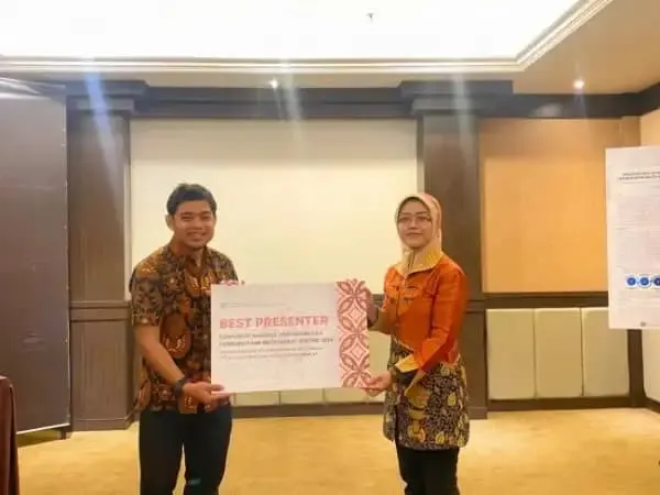 Foto pendukung: Dosen Unikama Raih Penghargaan Best Presenter di KNPPM 2024 UGM dengan Inovasi Teknologi Peternakan