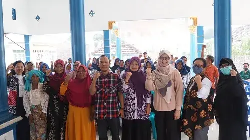 Sampul: Tim Dosen UNAIR Manfaatkan Potensi Alam dan Ciptakan Produk Berkhasiat bagi Lansia di Desa Pandansari