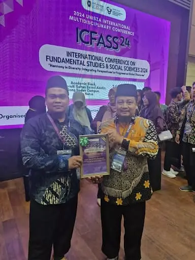 Sampul: STIM Surakarta Raih Penghargaan Internasional di Konferensi Terengganu, Malaysia