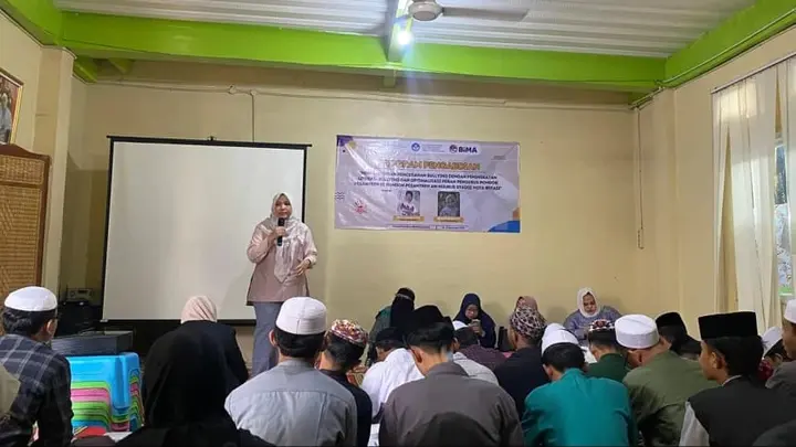 Sampul: Unusia Sosialisasikan Pencegahan Bullying di Pesantren An-Nuurusy Syauqi Bekasi