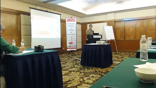 Sampul: Dosen Indonesia Presentasikan Inovasi Edukasi Hipertensi Digital di Konferensi Internasional Malaysia