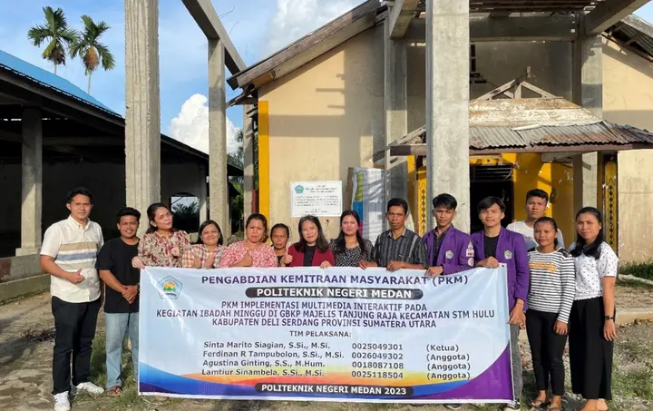 Sampul: Dosen Politeknik Negeri Medan (Polmed) Menerapkan Teknologi Interaktif dalam Pengabdian Masyarakat di Gereja GBKP Tanjung Raja