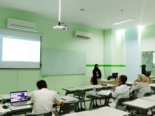 Sampul: Hanya 30 Persen Dosen di Bekasi yang Bersertifikasi, Ini Tantangan dan Harapannya