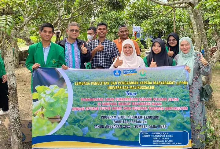 Sampul: Dosen Universitas Malikussaleh (Unimal) Sosialisasikan Pupuk Hayati dan Pemanfaatan Lahan Pekarangan di Nisam, Aceh Utara