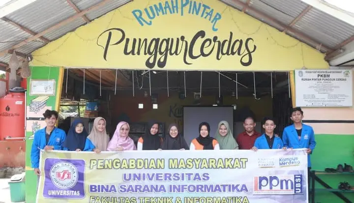 Sampul: UBSI Hibahkan Aplikasi Donasi Web untuk Mendukung Rumah Pintar Punggur Cerdas