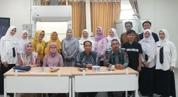 Sampul: Prodi Kimia UIN Raden Intan Lampung Gelar Pelatihan AAS untuk Tingkatkan Kompetensi Dosen