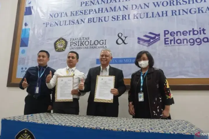 Sampul: UP Fasilitasi Dosen Menjadi Penulis Buku: Kolaborasi dengan Penerbit Erlangga