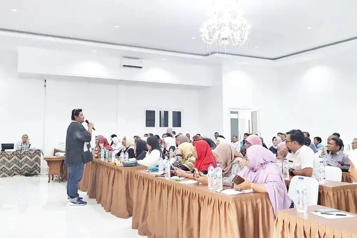 Sampul: Dosen FISIP UNIDA Terlibat dalam Workshop Ekraf: Membahas Potensi Pengembangan Ekonomi Kreatif di Kabupaten Bogor