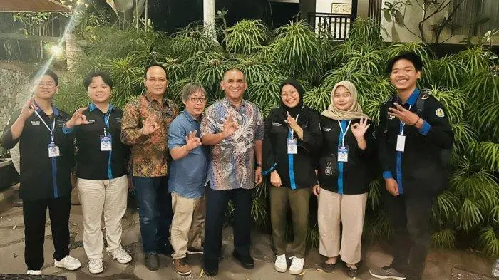 Sampul: Prof. Dahlan Abdullah ASEAN Eng: Dosen Memimpin Diskusi Pendidikan Teknik Elektro dalam Temu Nasional FORTEI 2023″
