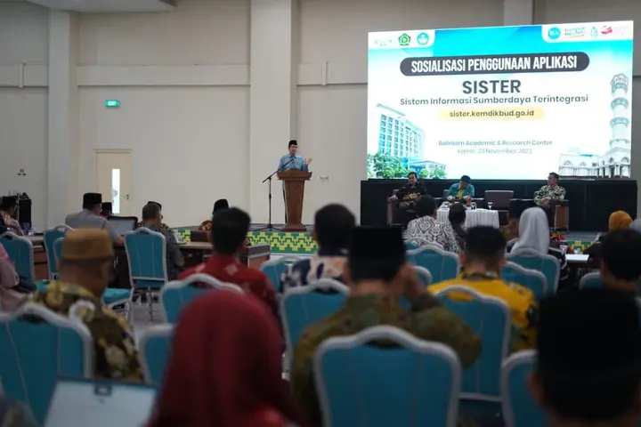 Sampul: UIN Raden Intan Lampung Gelar Sosialisasi Aplikasi SISTER untuk Meningkatkan Efisiensi Data Dosen