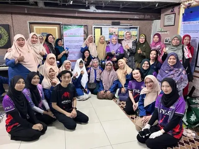 Sampul: Dosen FIK Universitas Muhammadiyah Surabaya Gelar Screening Kesehatan untuk PMI di Kuala Lumpur