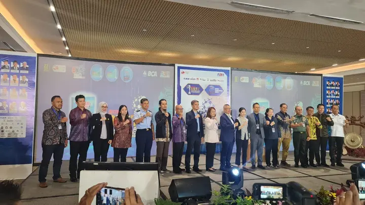 Sampul: Dosen Teknologi Rekayasa Internet Polinela Sabet Penghargaan CoAuthor dari ABDI dalam 6th eSummit DataGovAI 2023