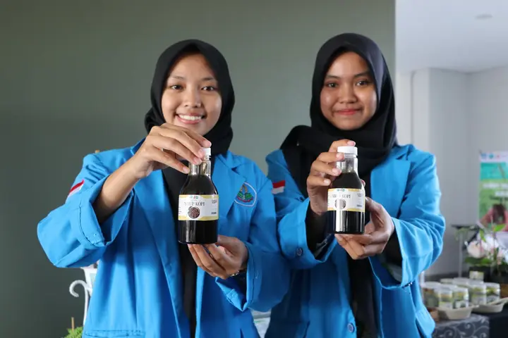 Sampul: Mahasiswa Dan Dosen Politeknik Negeri Jember Ciptakan Sirop Kopi Inovatif, Praktis dan Siap Seduh