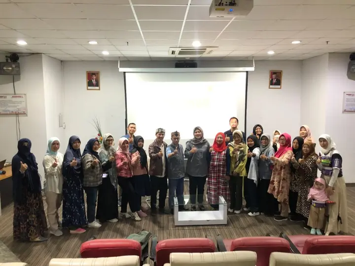 Sampul: Tel-U Gelar Pelatihan Digital Preneurship untuk UMKM Kabupaten Bandung