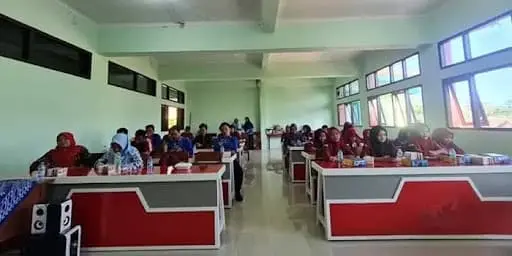 Sampul: Tim Dosen UAD Kembangkan Website Deteksi Dini untuk Tingkatkan Kesiapan Kerja Lulusan SMK