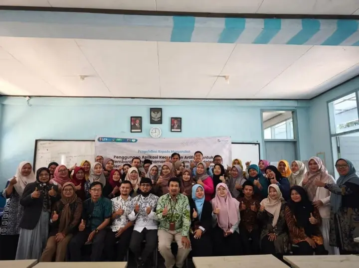Sampul: Latih Guru Garut, Dosen UPI Kenalkan AI untuk Pembelajaran Mendalam