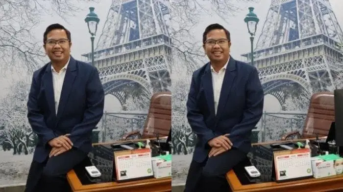Sampul: Profesor Muda UGM, Ridi Ferdiana: Memahami Bahasa Kucing Melalui Kecerdasan Buatan (AI) dan Pengembangan Digital Sibling