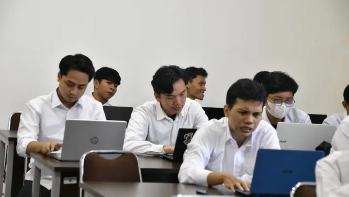 Sampul: IIB Darmajaya Gelar Sertifikasi Kompetensi TIK untuk Ratusan Dosen dan Mahasiswa