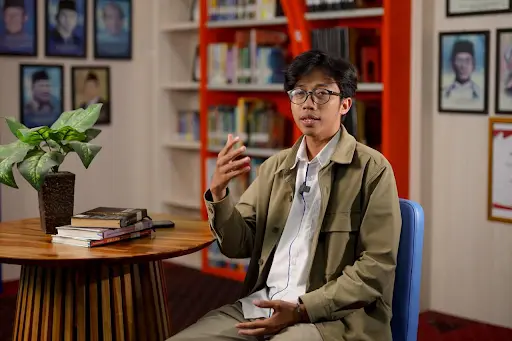 Sampul: Ancaman Brain Rot di Era Digital: Generasi Muda di Persimpangan Konsumsi Konten