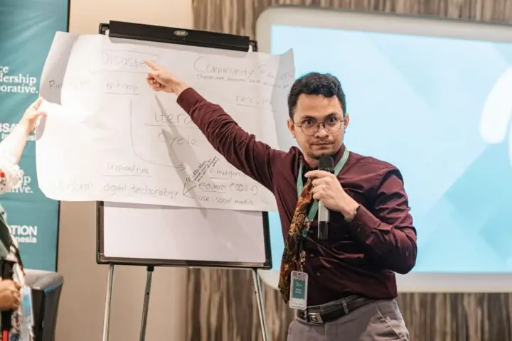 Sampul: Dosen Muda UI Berprestasi Lulus Program Science Leadership Collaborative